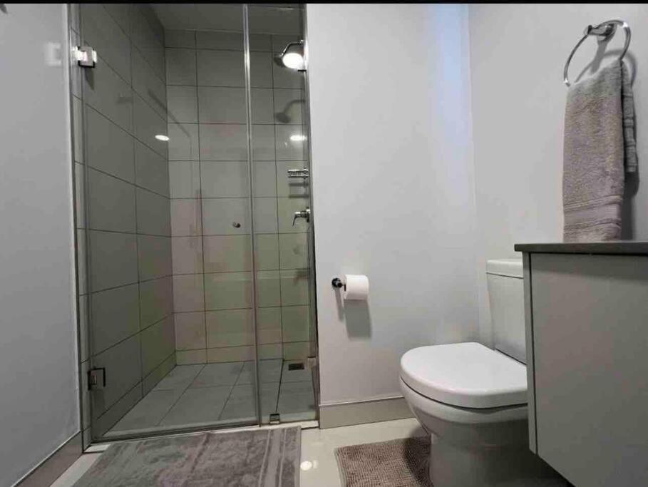 Apartamento Lovely And Cosy 2 Bedrooms Space In Rosebank