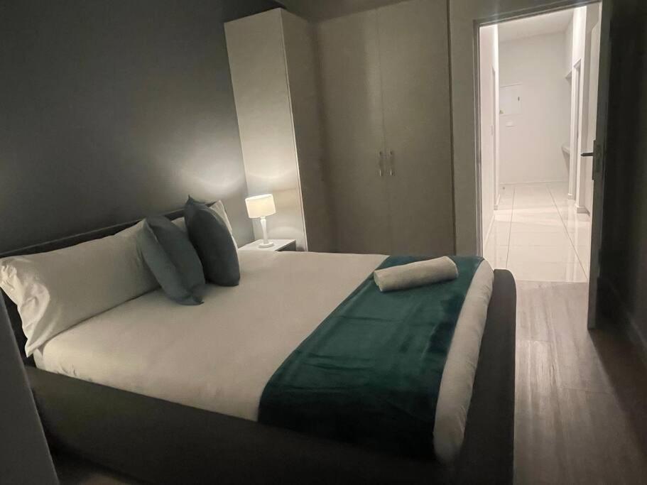 Apartamento Lovely And Cosy 2 Bedrooms Space In Rosebank *