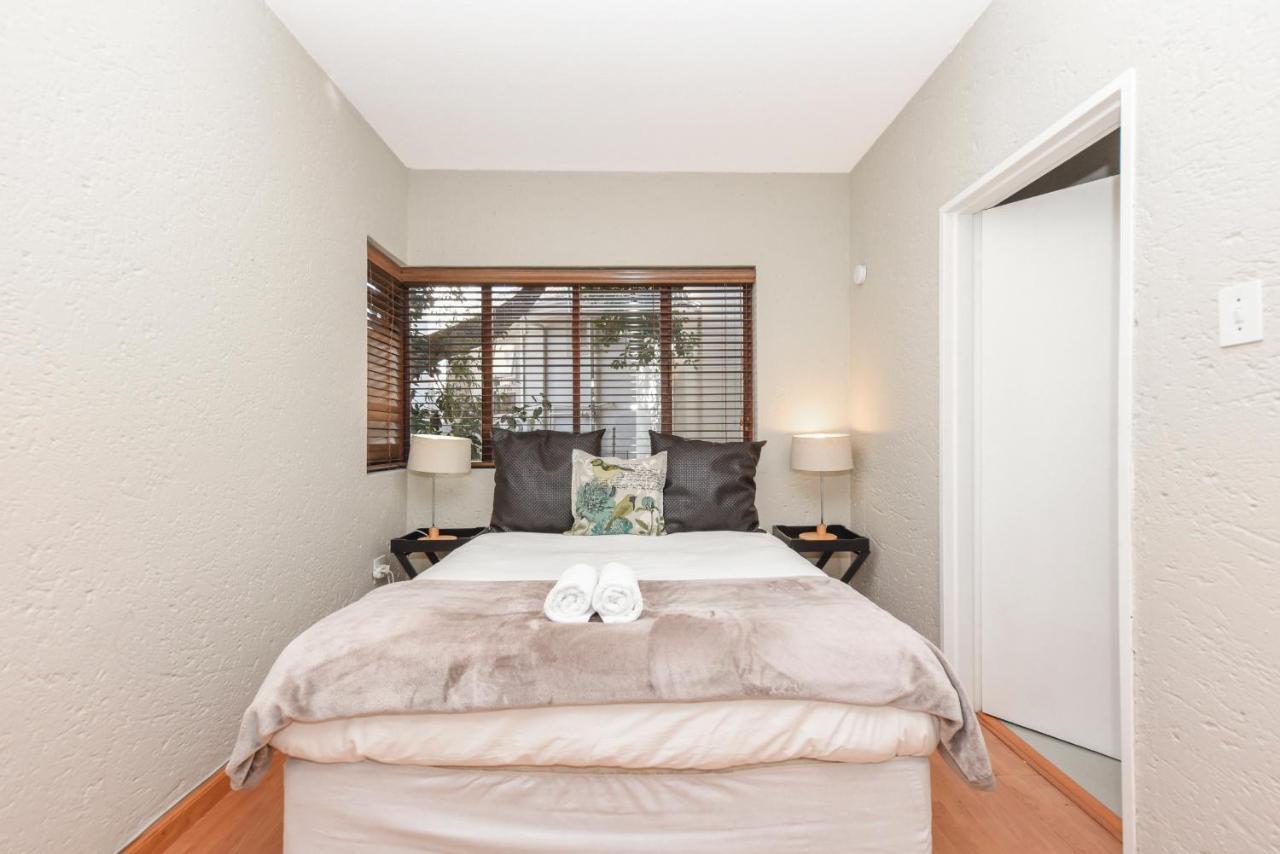 Antibes 6 Apartment *