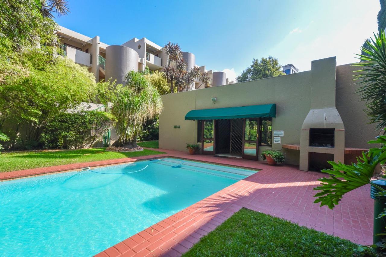 Antibes 6 Apartment
