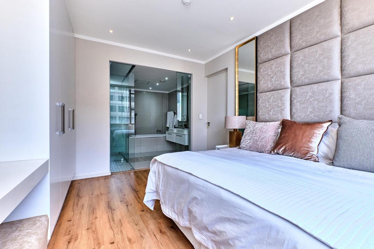 Elegant 2bed/2bath In Sandton Johannesburg