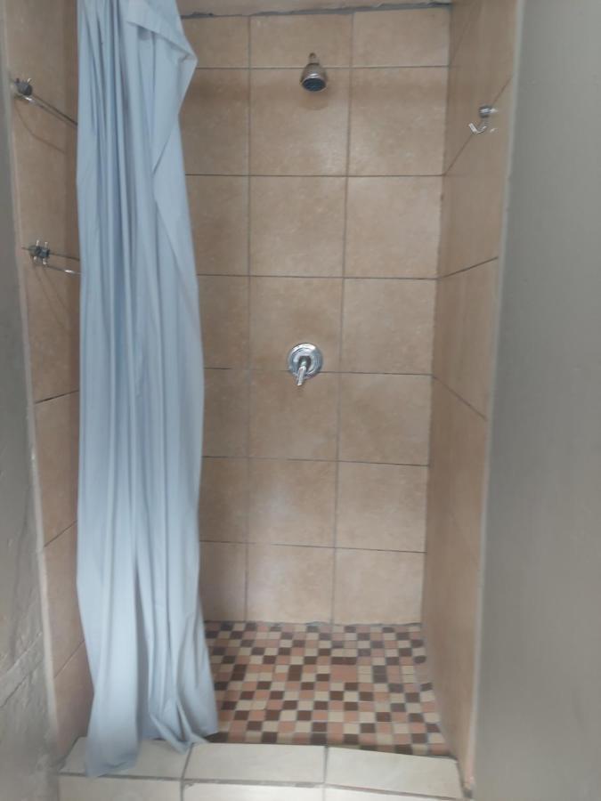 Juliles Guest house *