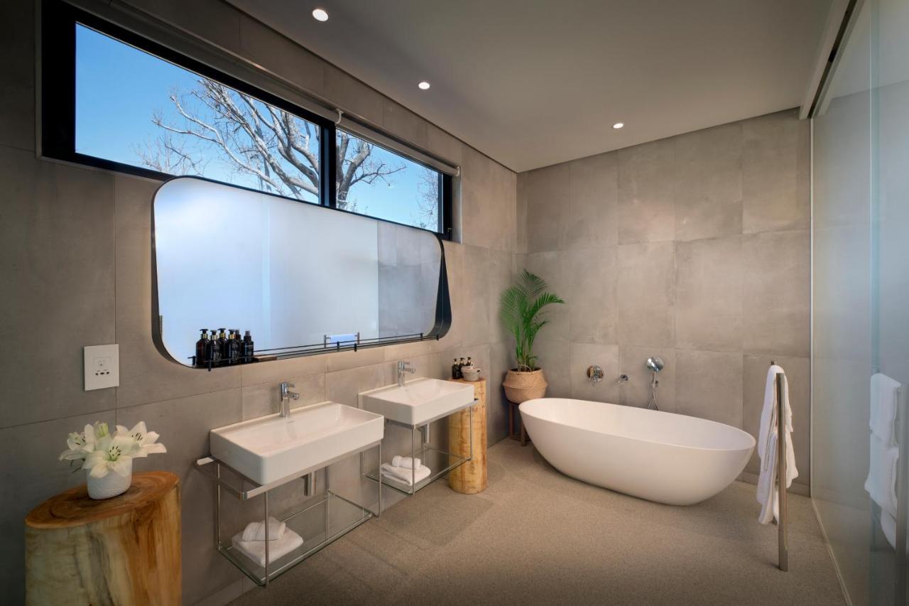 The Peech Khách sạn 4*