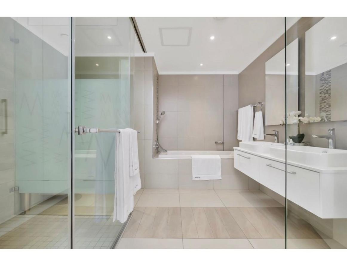 Apartment Masingita Towers, 15 West Road South Road *