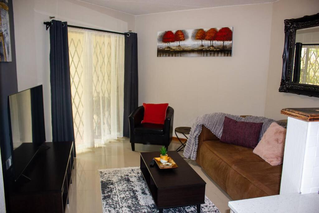 A Homely And Secure 2 Bedroom With Uncapped Wifi *