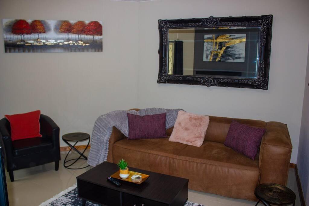 A Homely And Secure 2 Bedroom With Uncapped Wifi *