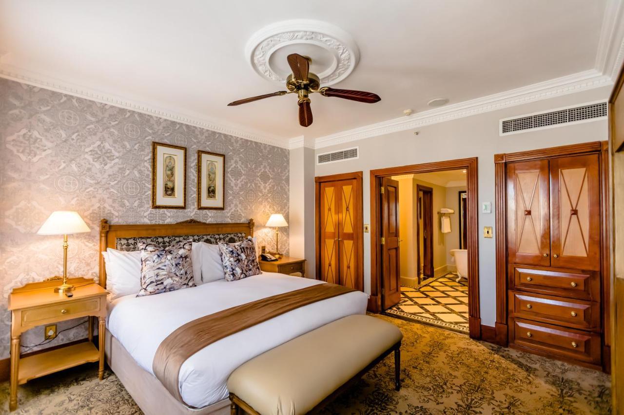 Gold Reef