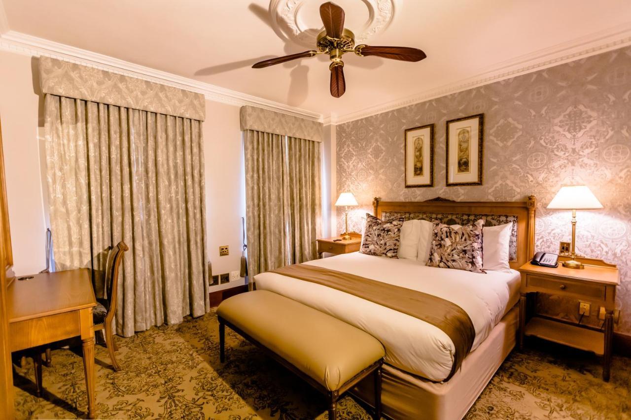 Gold Reef Hotel 4*