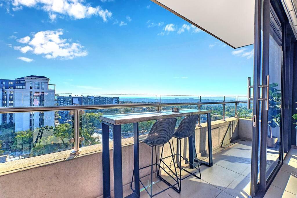 Exclusive 2bed/2.5 Bath In Sandton *