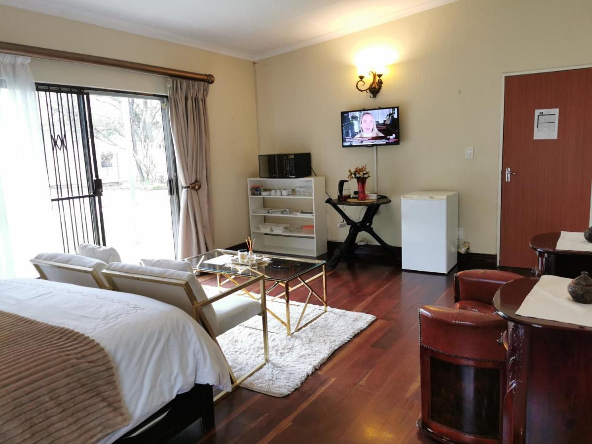Homestay Exclusive Private In Joburg No Loadshedding
