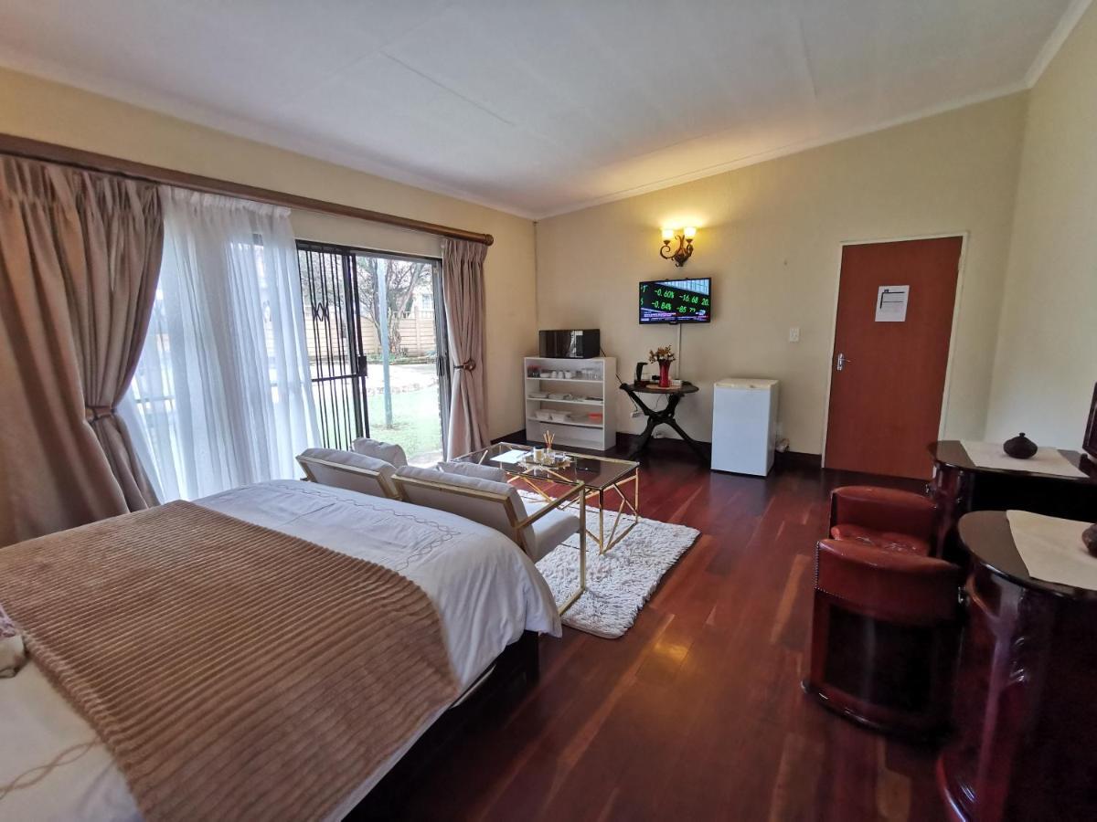 Homestay Exclusive Private In Joburg No Loadshedding *