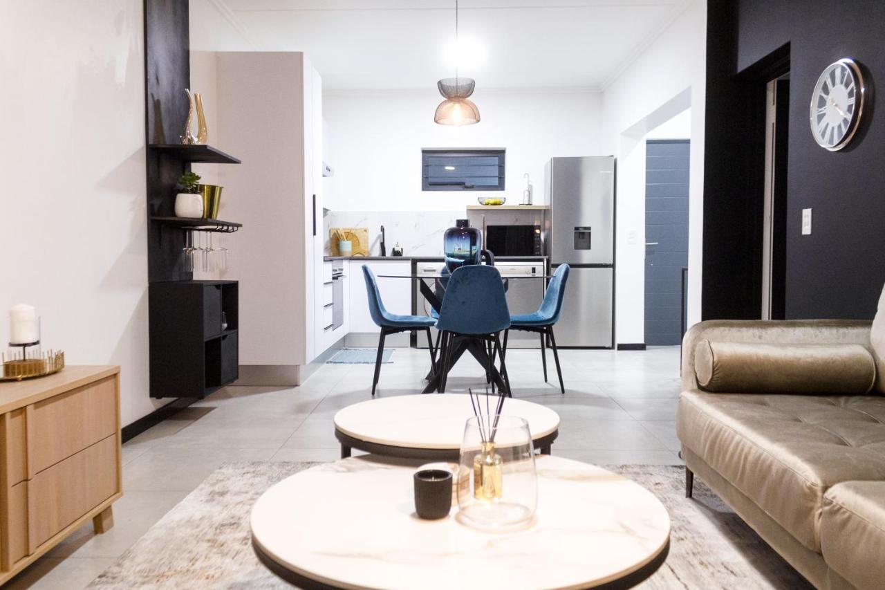 A Slice Of Heaven - Bryanston Apartment *