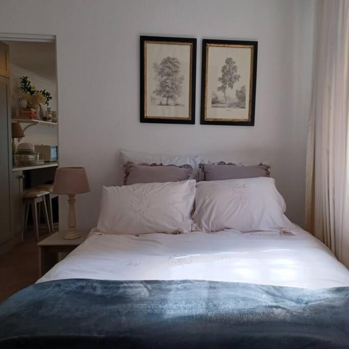 French Country Chic Close To Hyde Park * Johannesburg