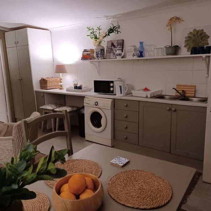 Apartment French Country Chic Close To Hyde Park