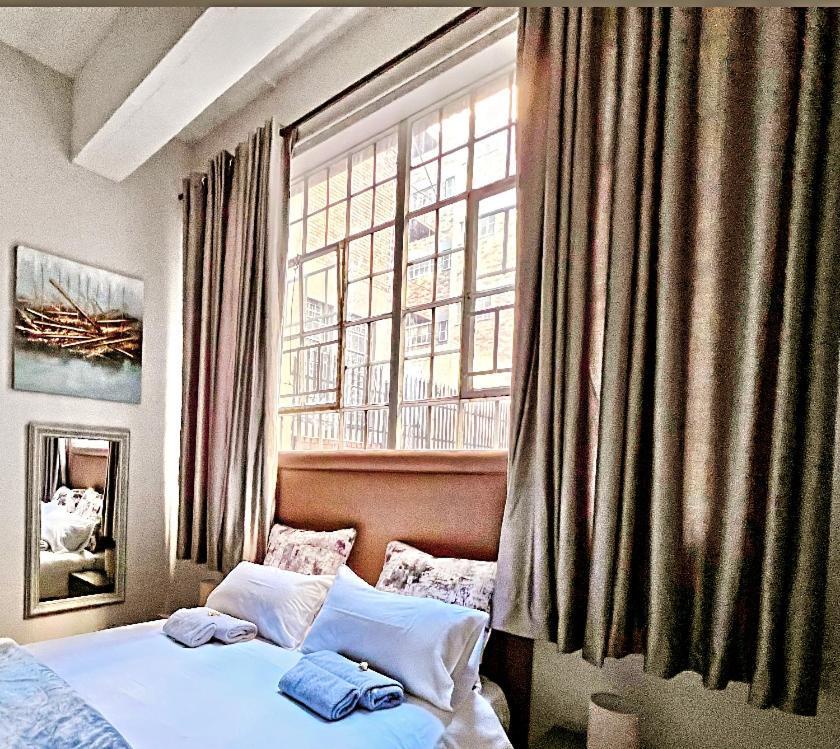 Apartment Mocha Next To Maboneng *