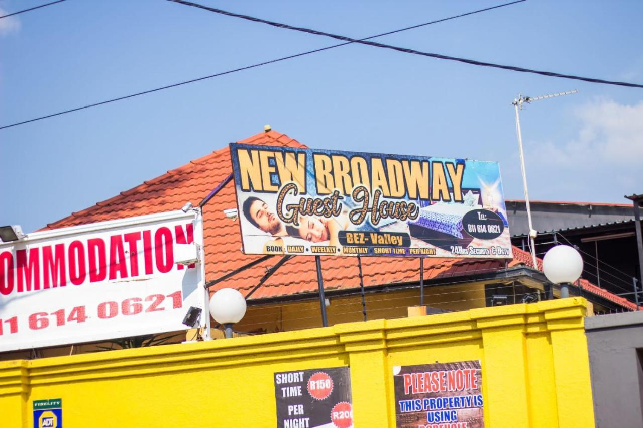 Broadway &pub