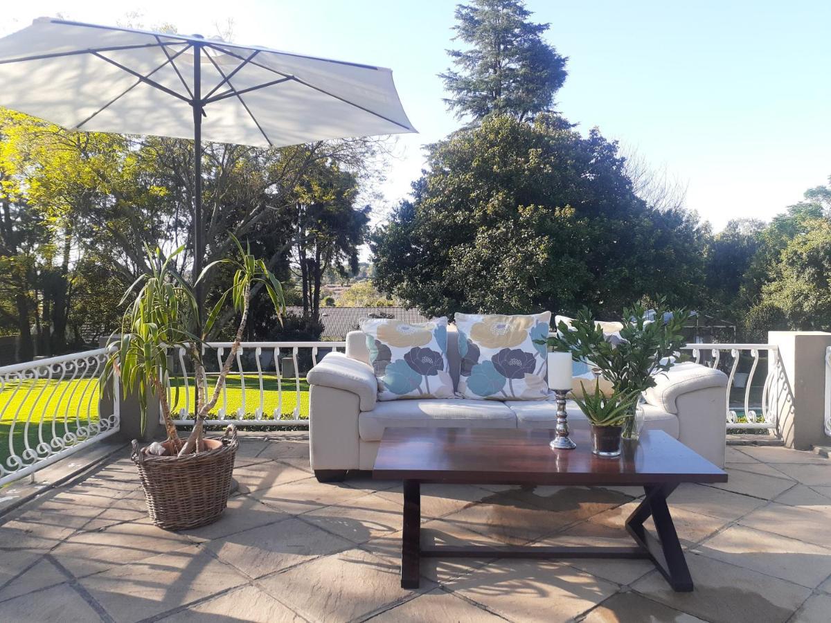 Nine Loch Guest house *