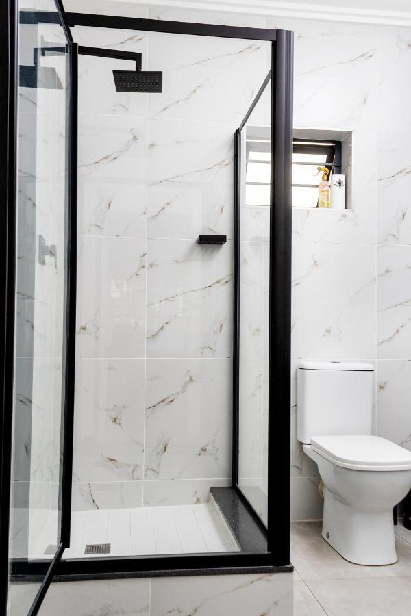 A Slice Of Heaven - Bryanston Apartment Johannesburg