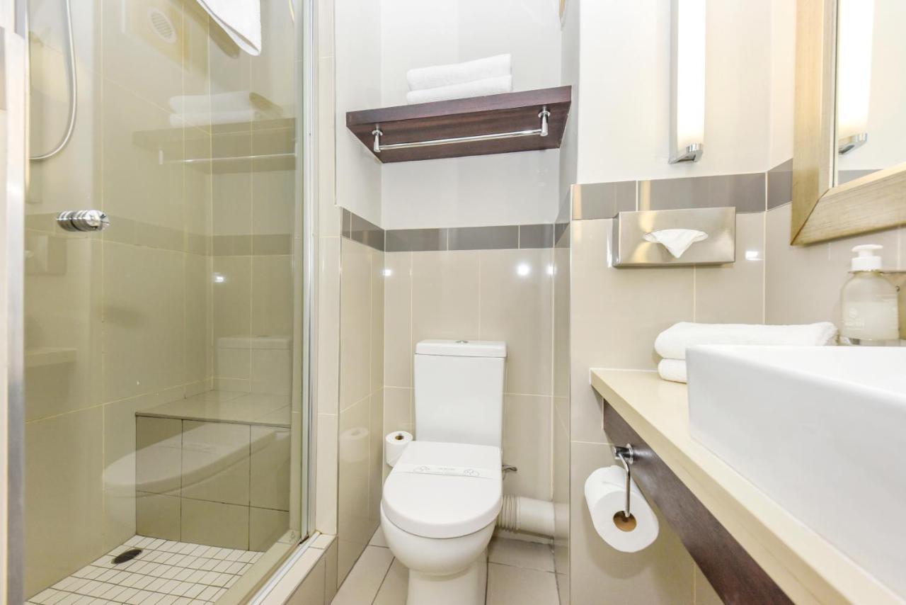 Mercure Randburg Khách sạn 3*