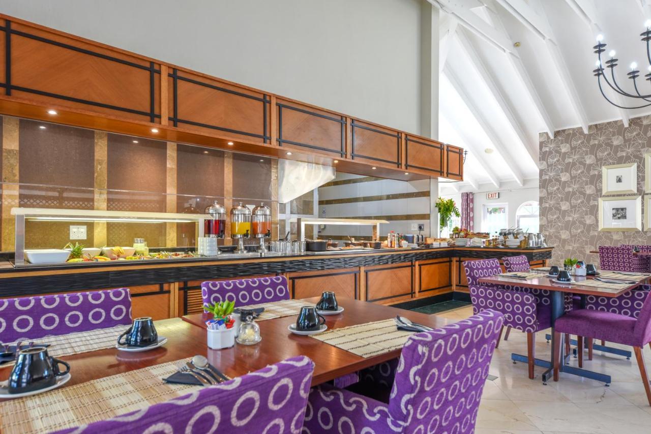 Mercure Randburg Khách sạn 3*