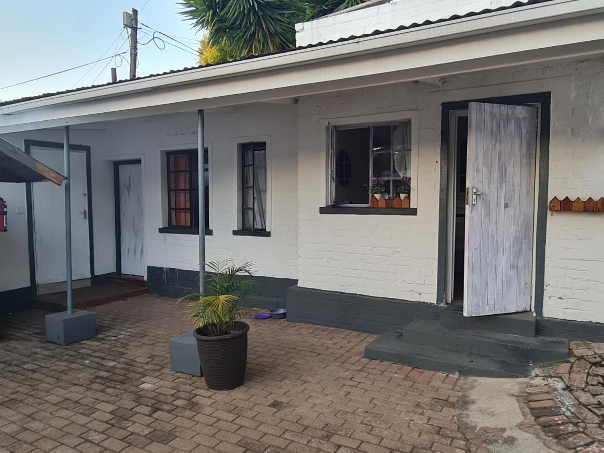 Hostel Melville House