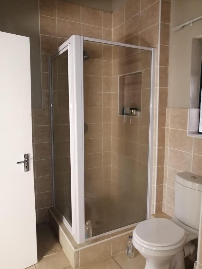 Bergbron Kenton, Stylish, Self Catering Complex Apartamento Joanesburgo