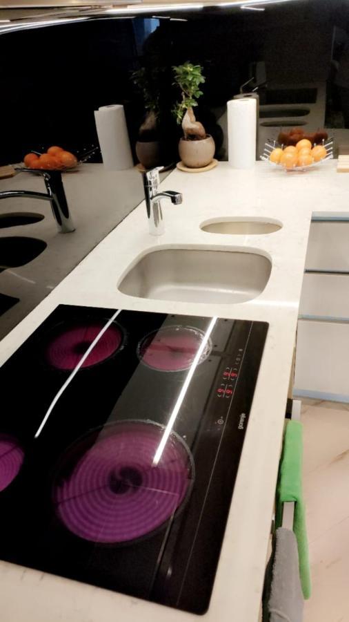 Modern 1br Apt Near Sandton City No Loadshedding Apartment *