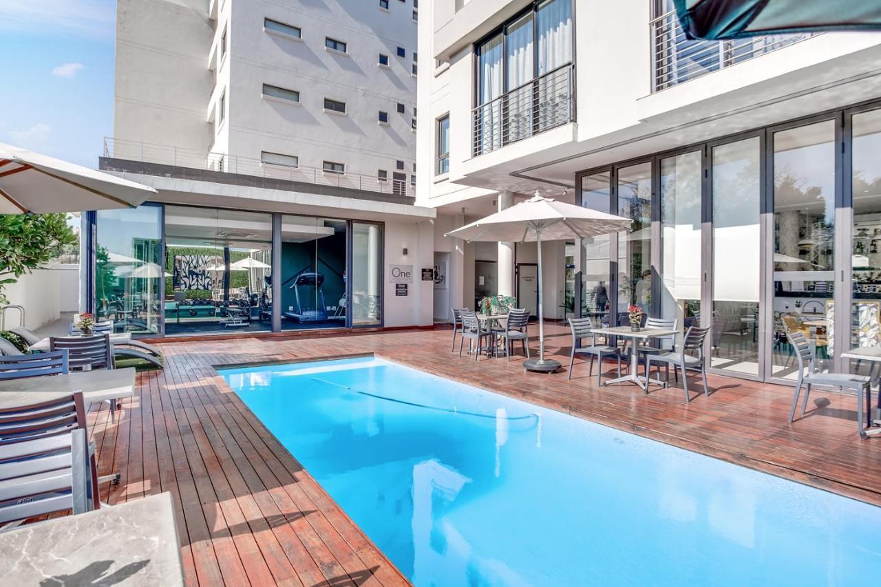 Apartment Urban Oasis At One Hyde Park