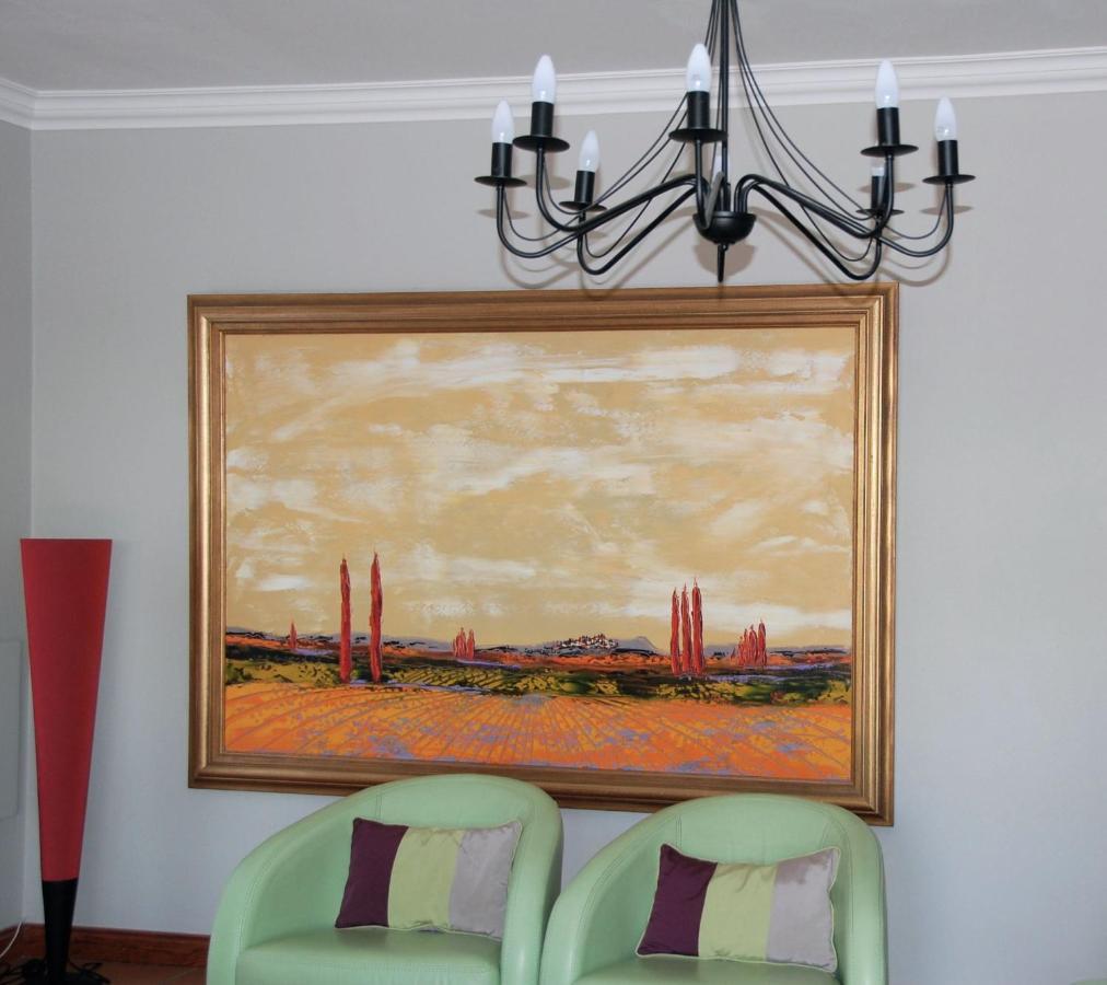 Merci Ma Mere Villa Johannesburg