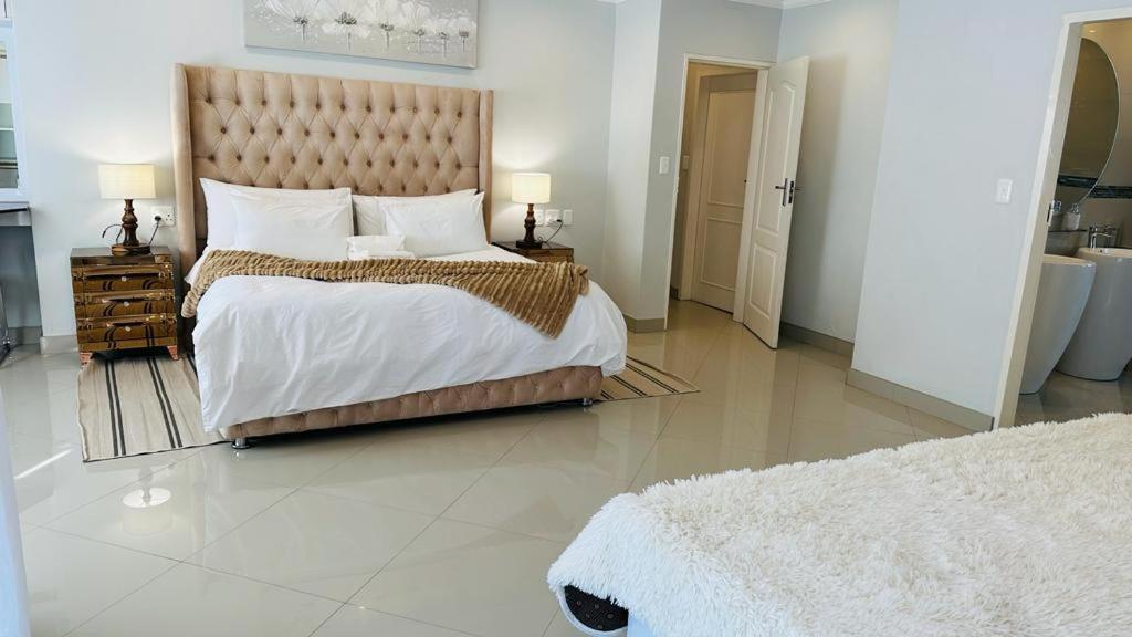 The Hide In Sandton Guest house *