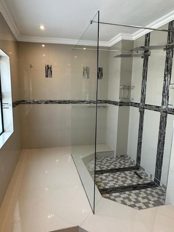 The Hide In Sandton Guest house