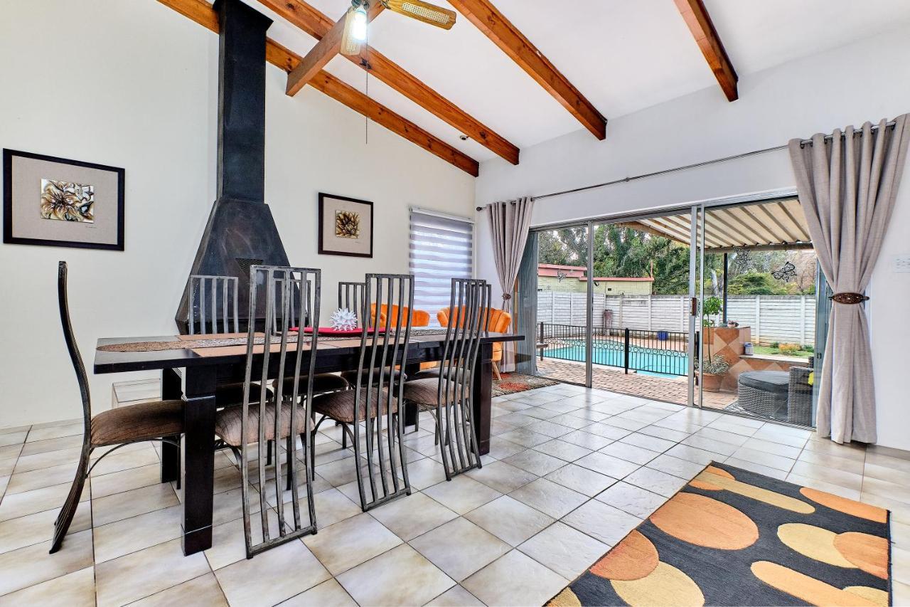 Charming House In Sandton With An Inverter Holiday home Johannesburg