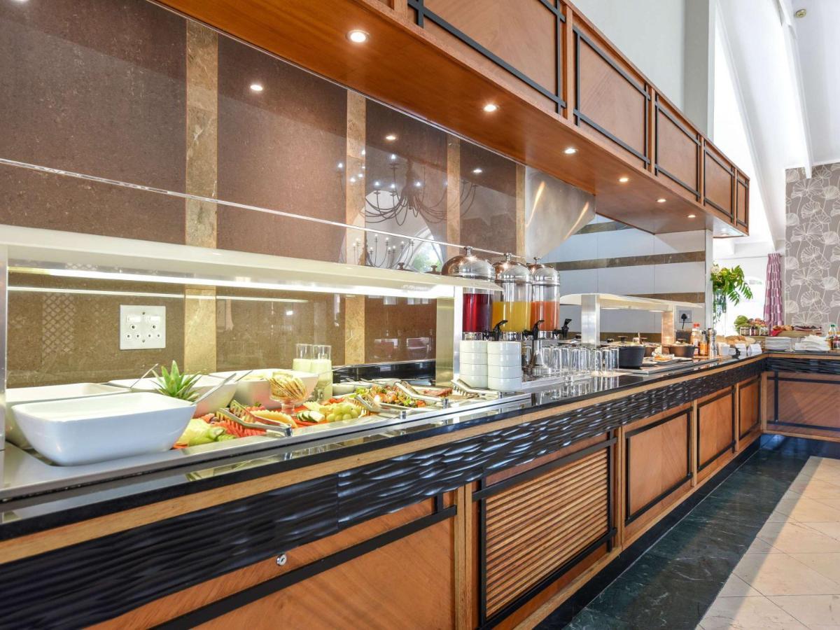 Mercure Randburg Khách sạn 3*