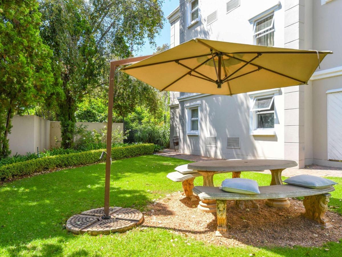 Mercure Randburg Khách sạn