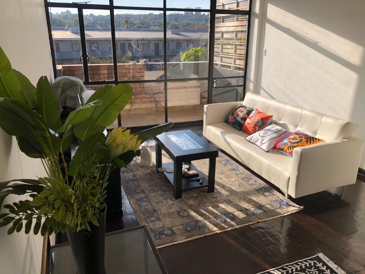 Guest house Stylish In Craighall Park