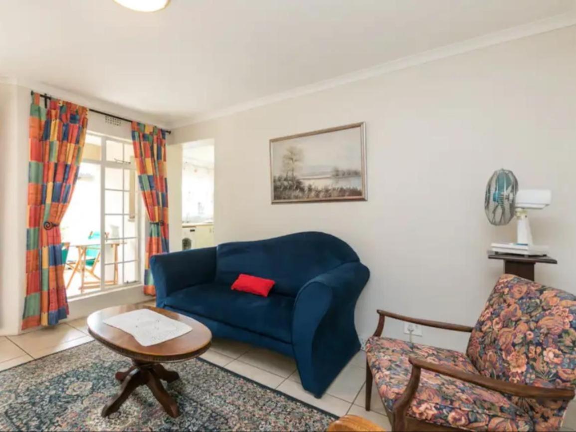 Parkhurst Apartment *