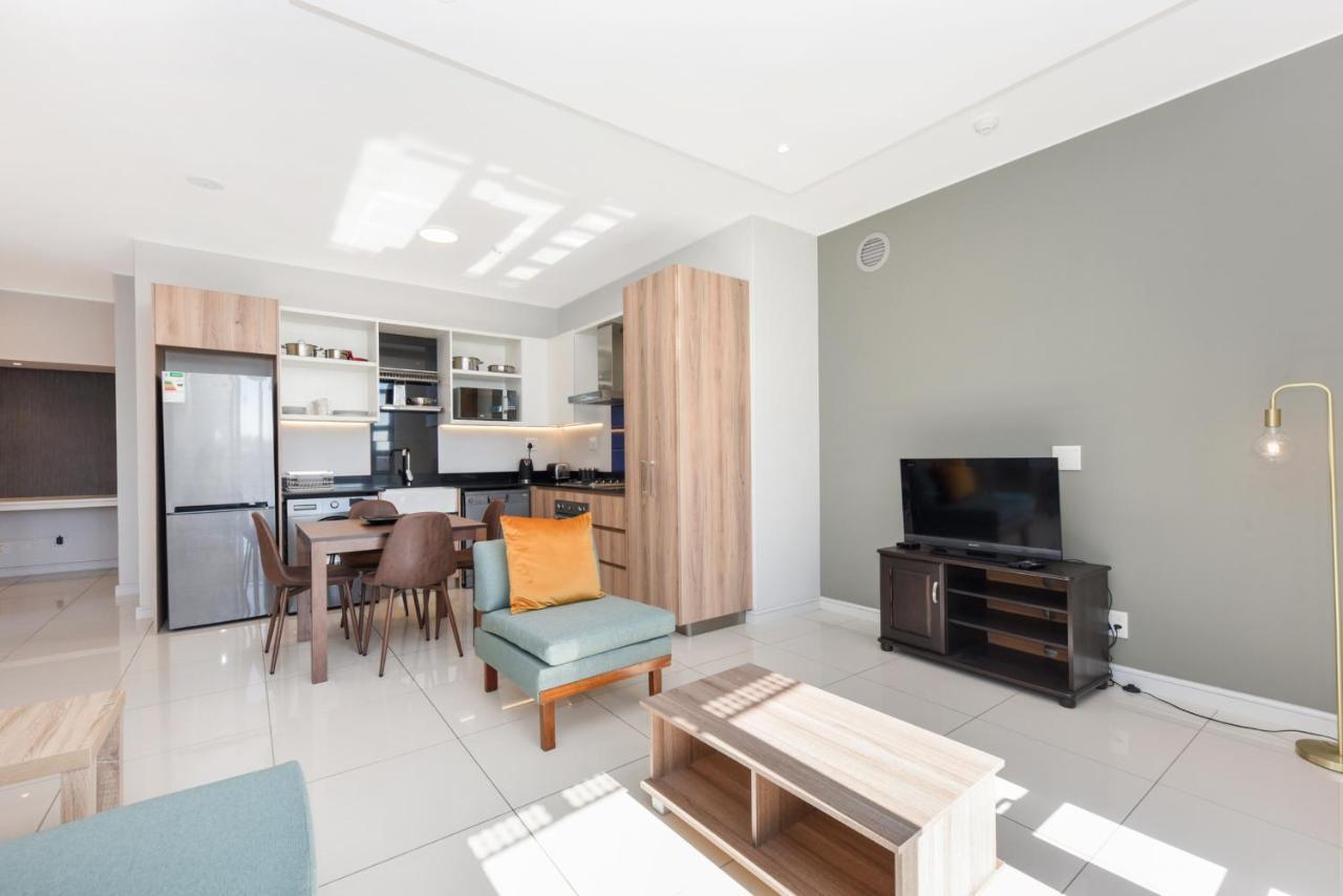 Apartment The Median Rosebank Luxury - Building With Generator *