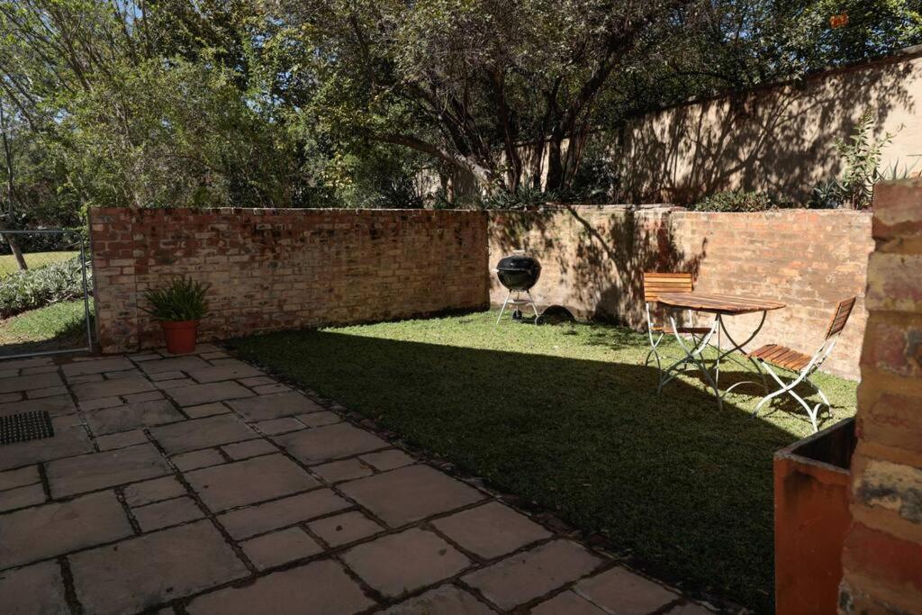 Gorgeous 1-bedroom Sandton Flat