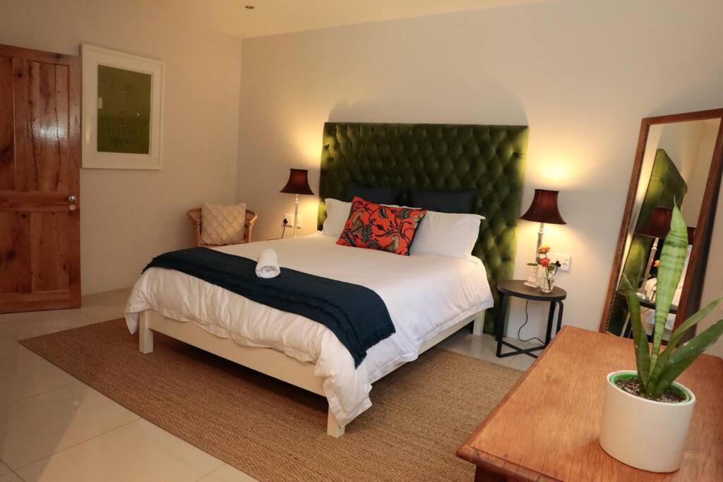Apartment Gorgeous 1-bedroom Sandton Flat *