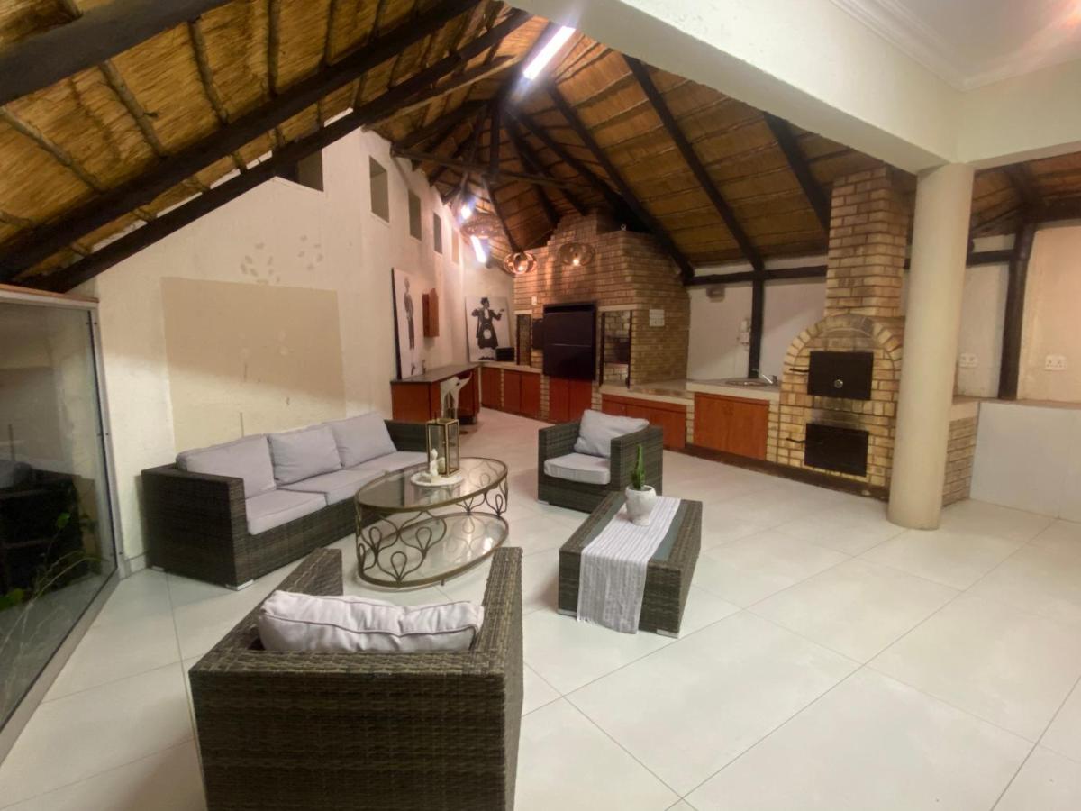 T&m * Johannesburg