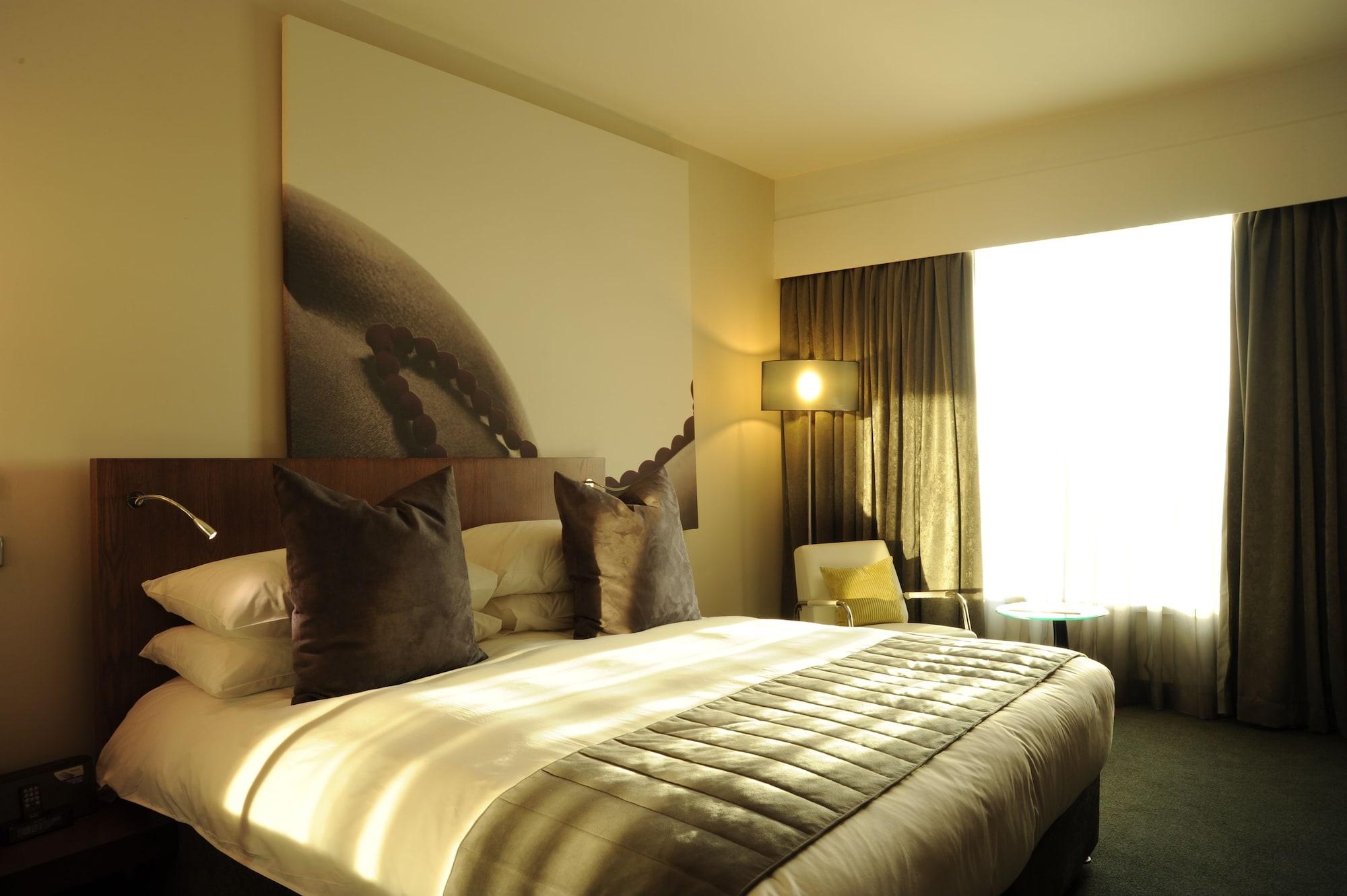 Southern Sun Rosebank, 4*