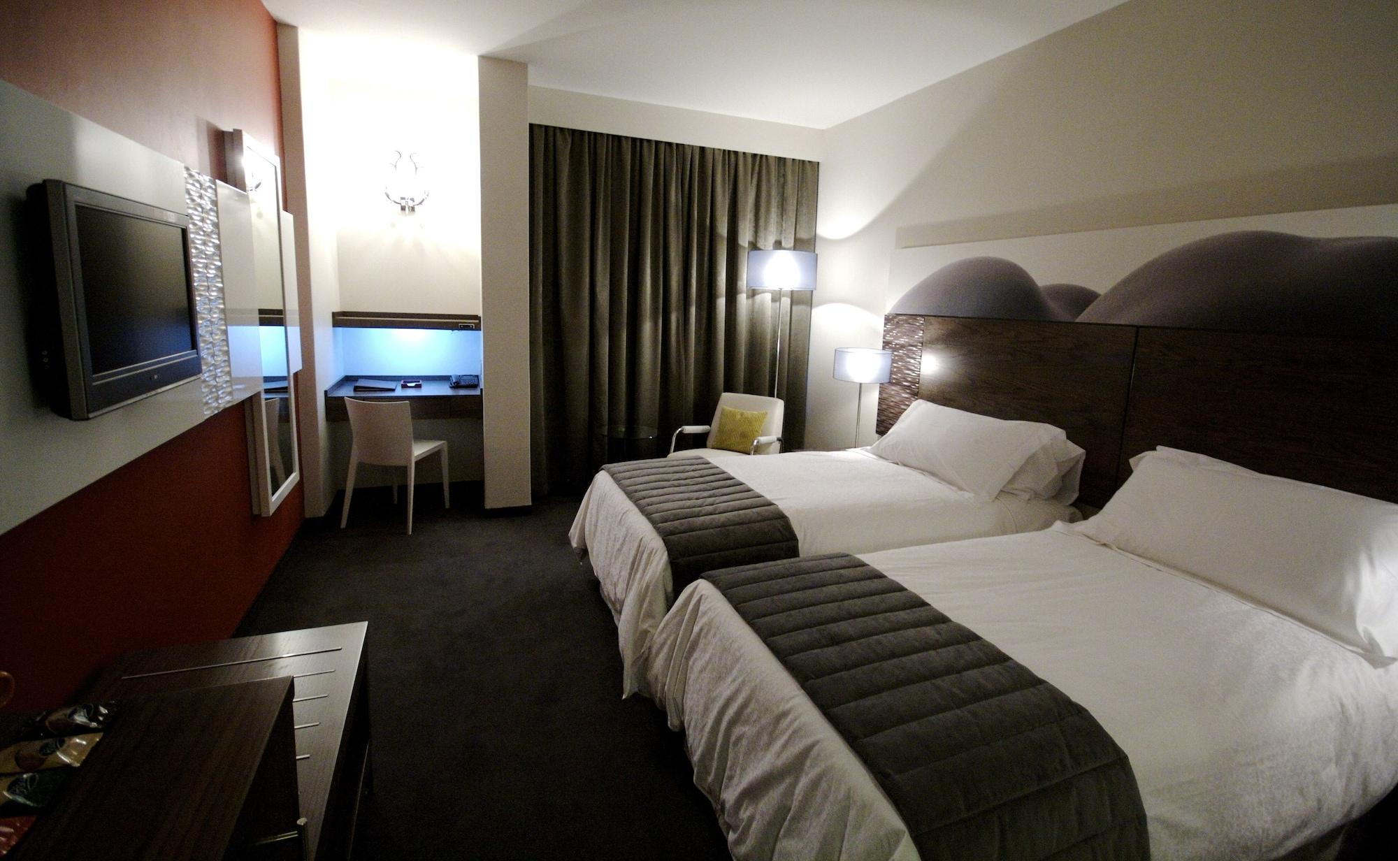 Southern Sun Rosebank, Hotel 4*