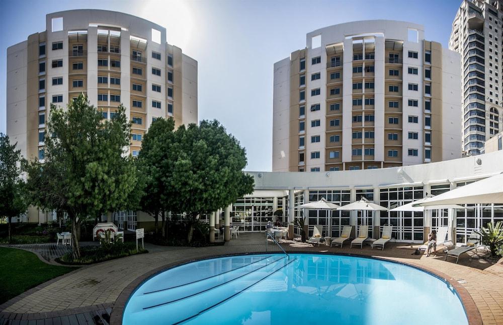 Garden Court Sandton 3*