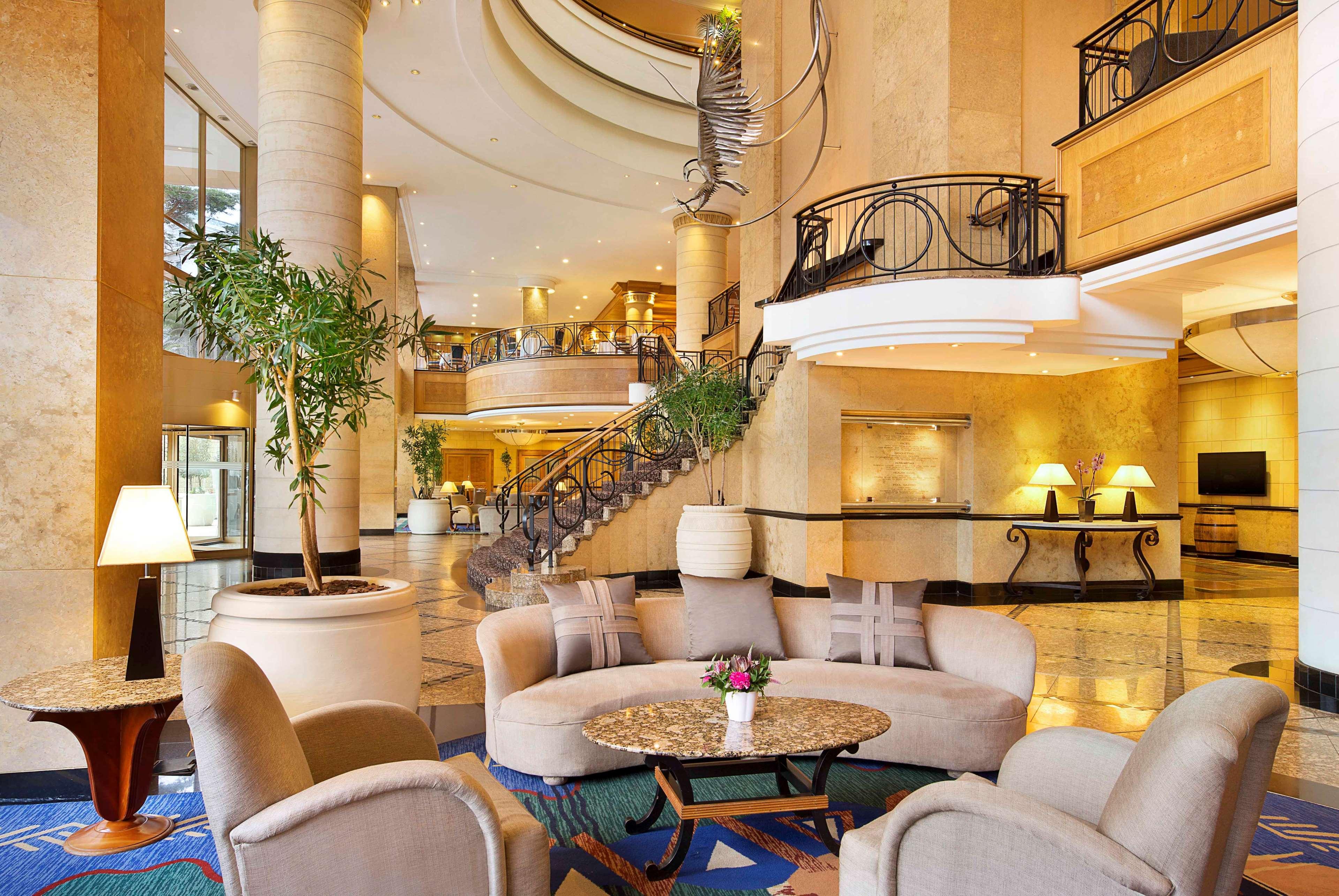 Nh Sandton Hotel
