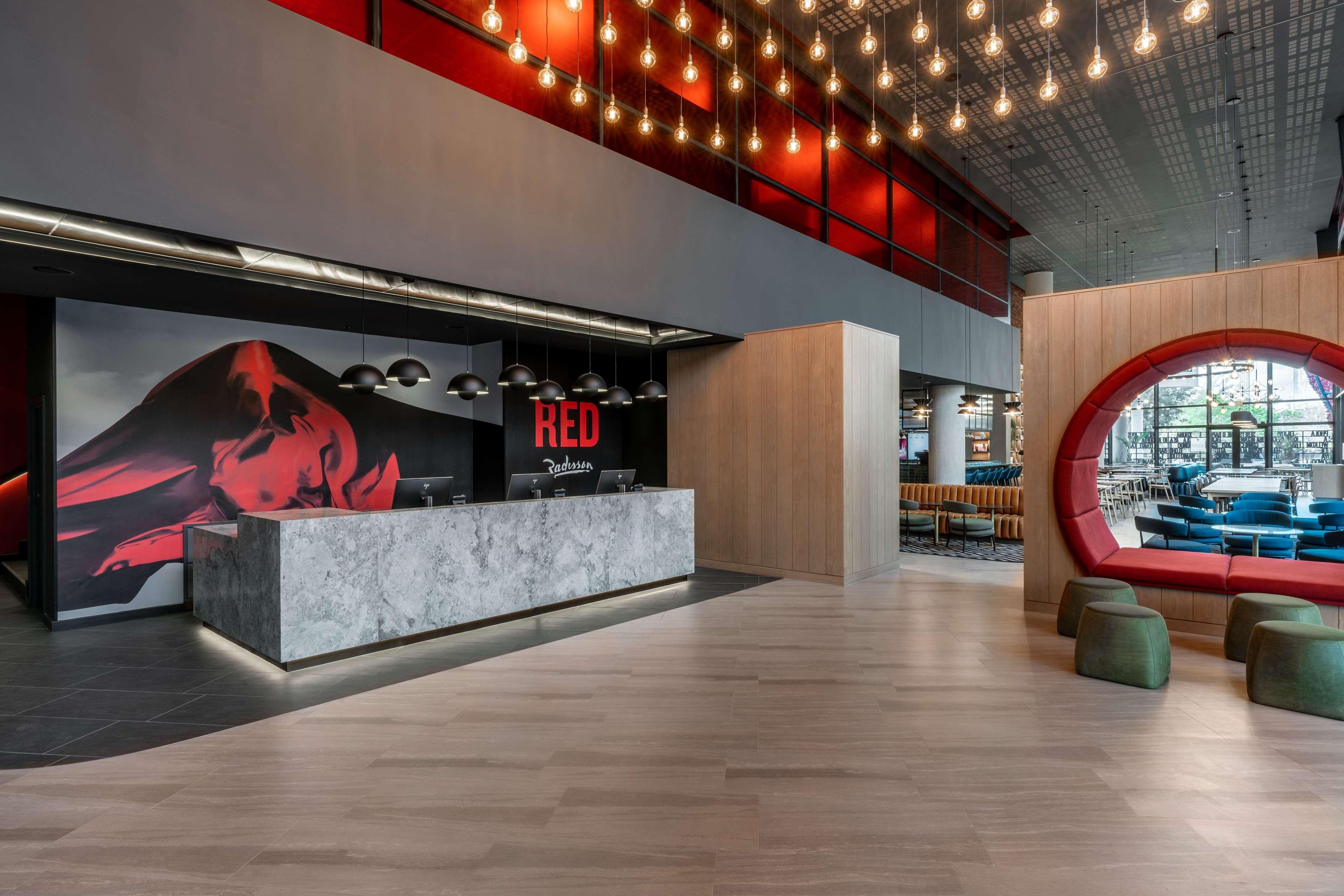 Hotel Radisson Red Rosebank Johannesburg