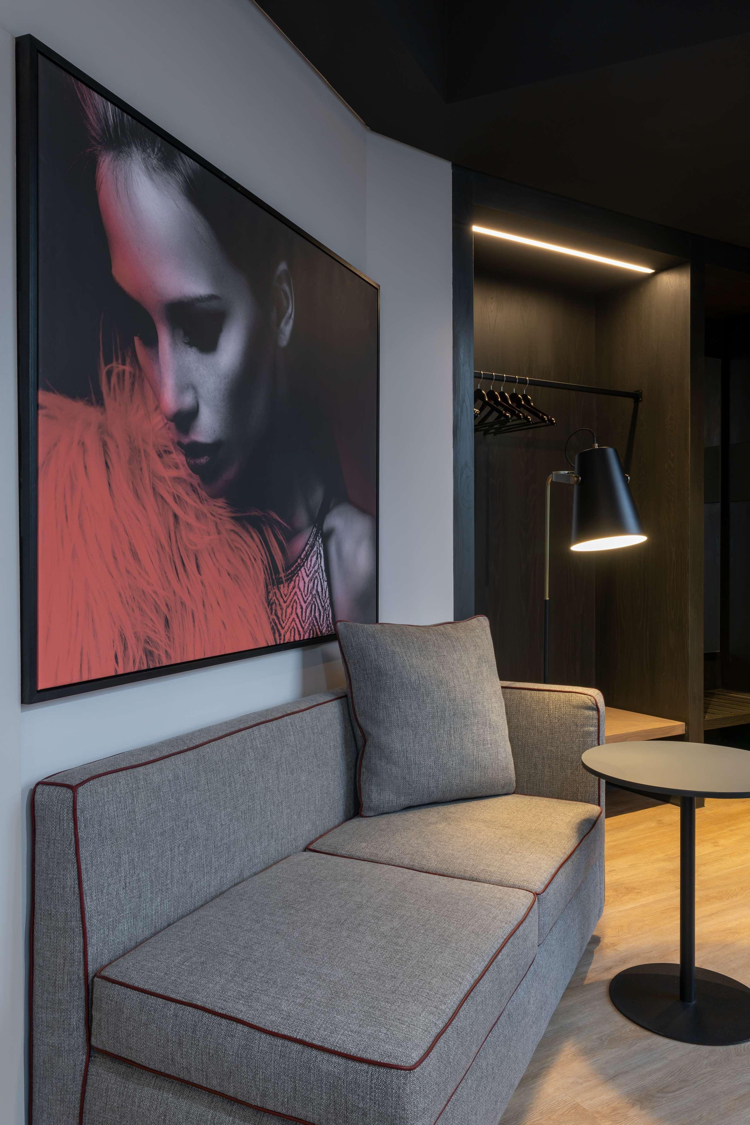 Radisson Red Rosebank Johannesburg