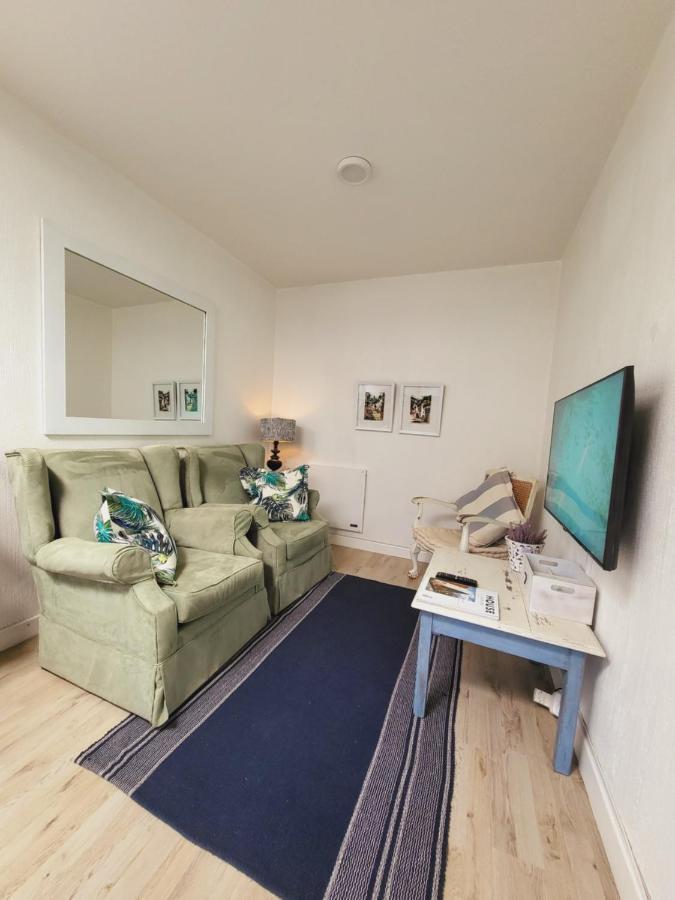 Apartment Comfort Zone *