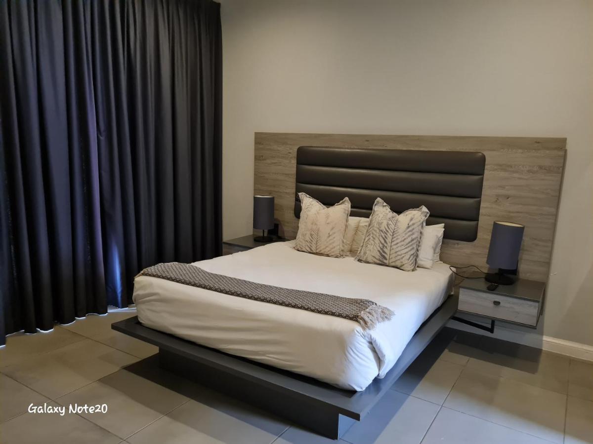Tripleg 5 Apartment