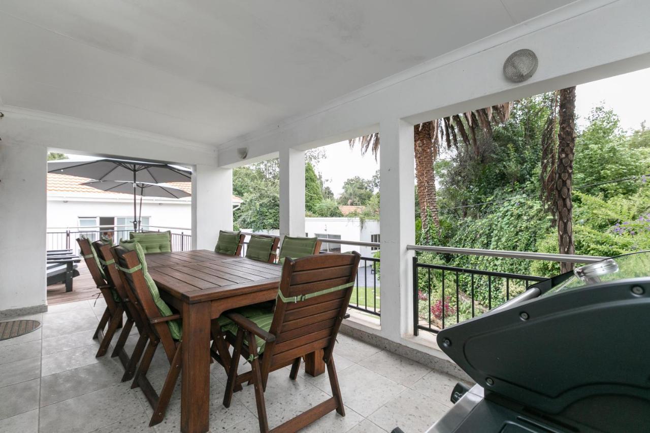 Holiday home Tranquil & Secure 3bed 2km 2 Emmarentia Dam Johannesburg
