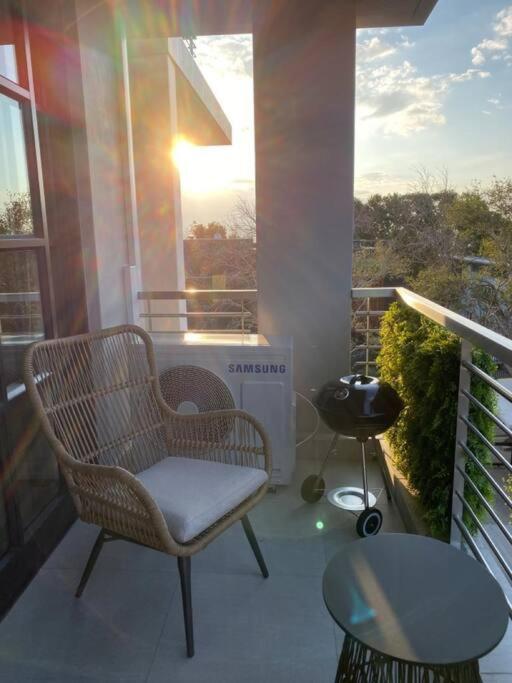 Lux 2bed 20mb Wifi On Keyes Artmile 2km 2 Gautrain Apartamento Joanesburgo